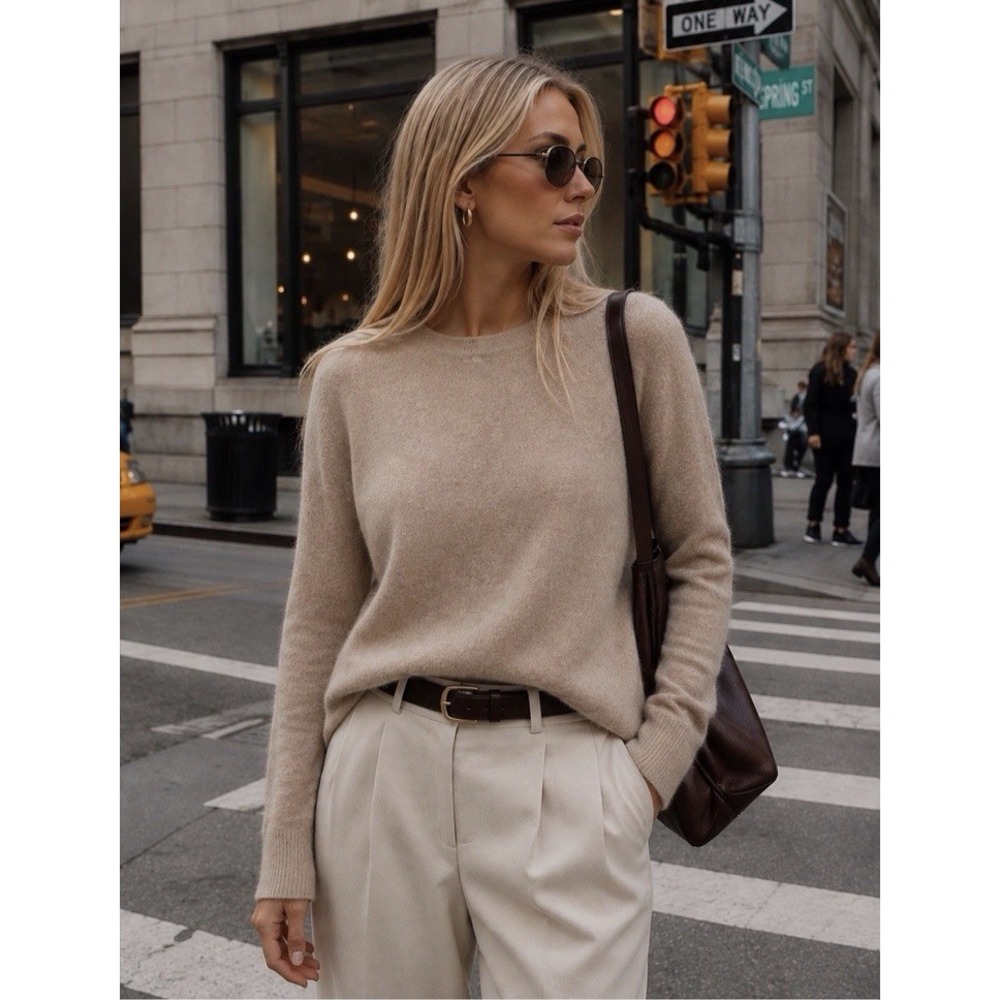 Quince 100% Cashmere Crewneck Sweater Women's M Beige Neutral Quiet Luxury
